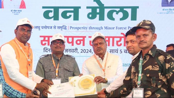 प्रत्येक जिले में लगेंगे वन मेले : वन मंत्री श्री चौहान